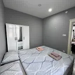Ronadar Hotel