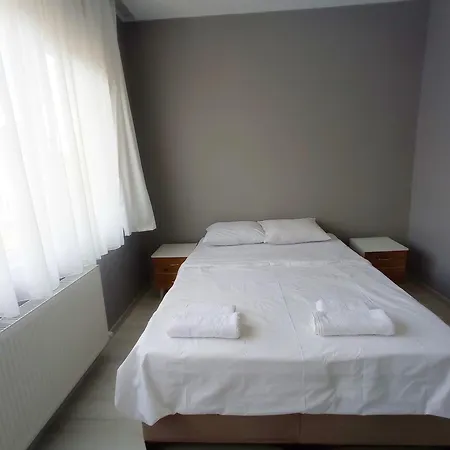 Ronadar Estambul